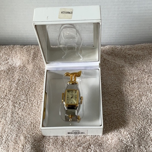 Timex Gold and Silver and gold golf Desk Clock - Picture 2 of 6